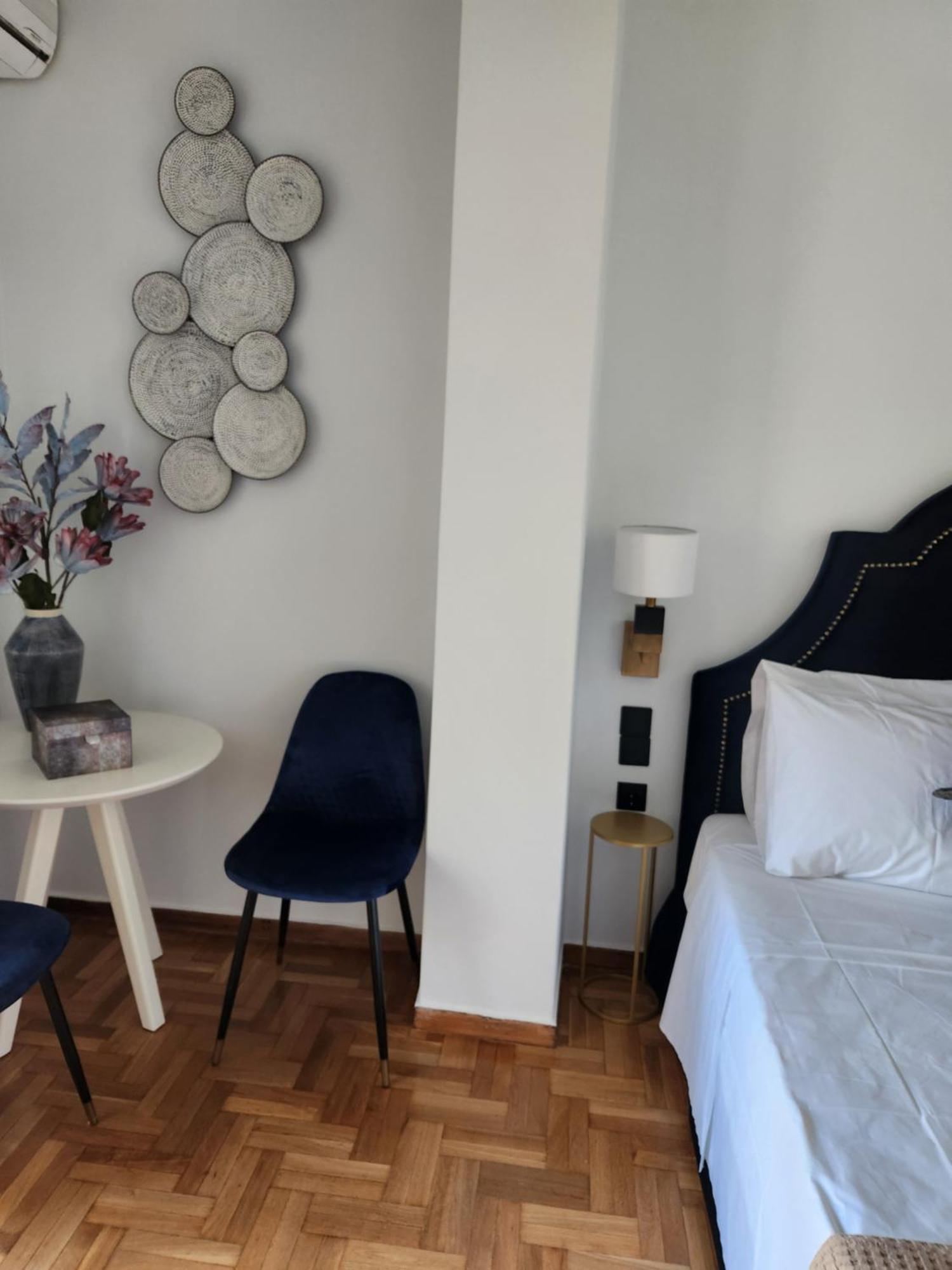Bachelor Penthouse With Roof Garden Access, 15 M Walk To Acropolis Apartamento *