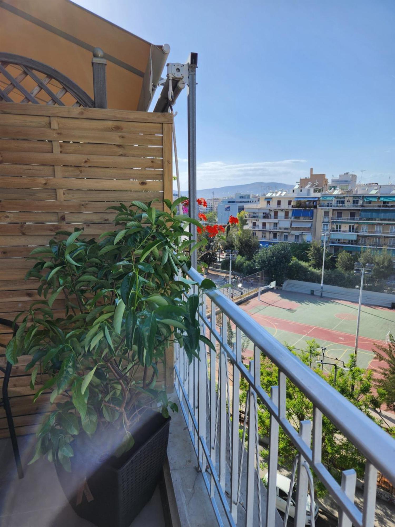Bachelor Penthouse With Roof Garden Access, 15 M Walk To Acropolis Atenas