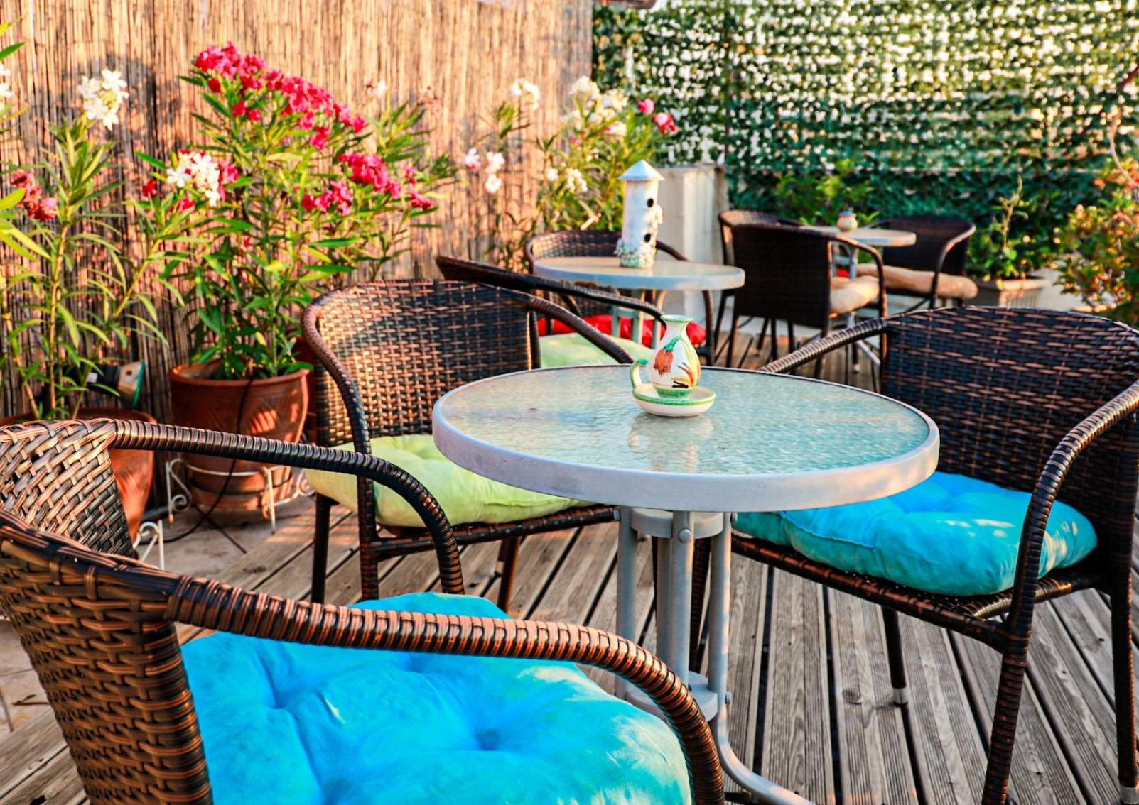 Apartment Bachelor Penthouse With Roof Garden Access, 15 M Walk To Acropolis Athens