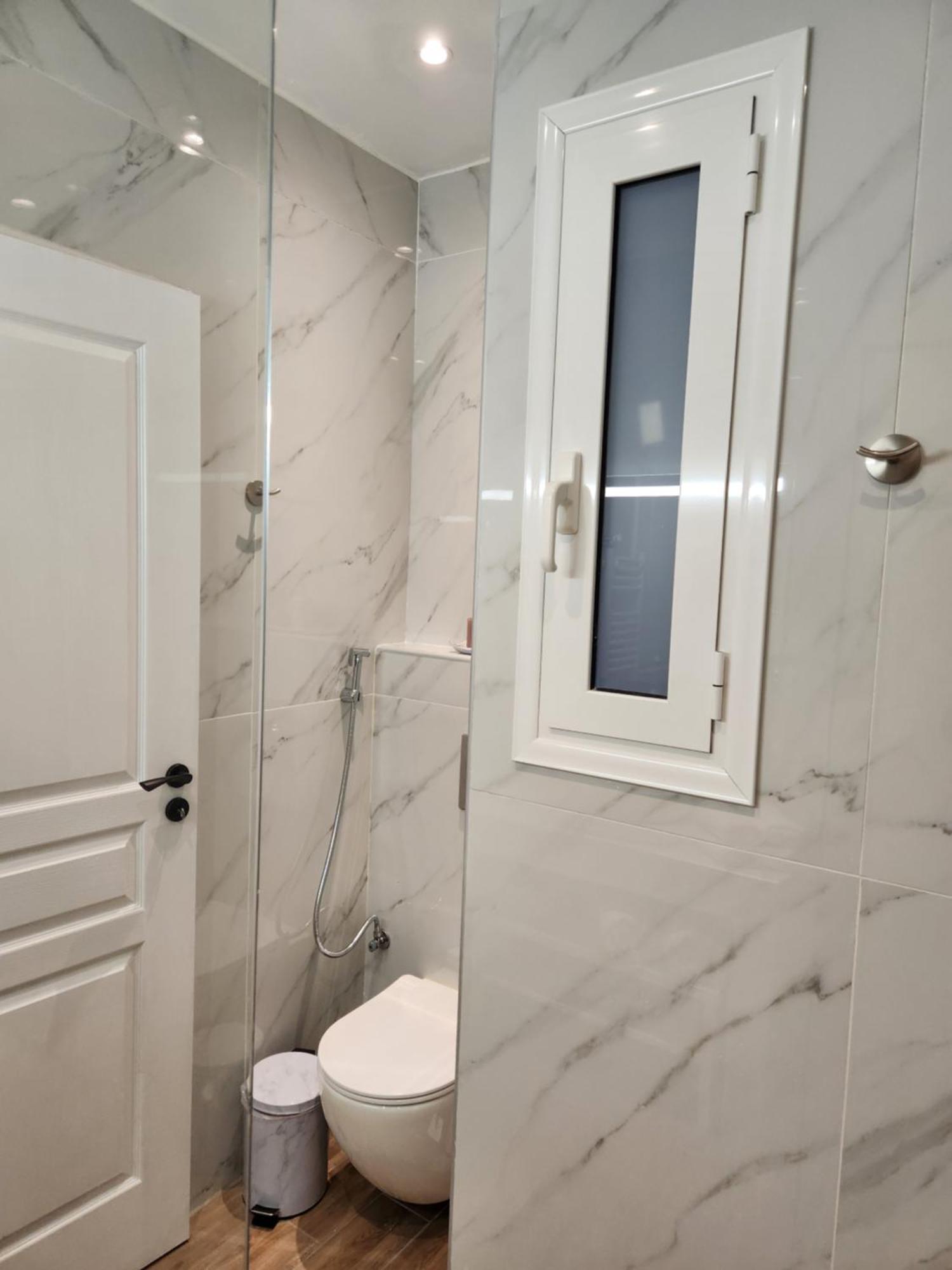 Appartement Bachelor Penthouse With Roof Garden Access, 15 M Walk To Acropolis