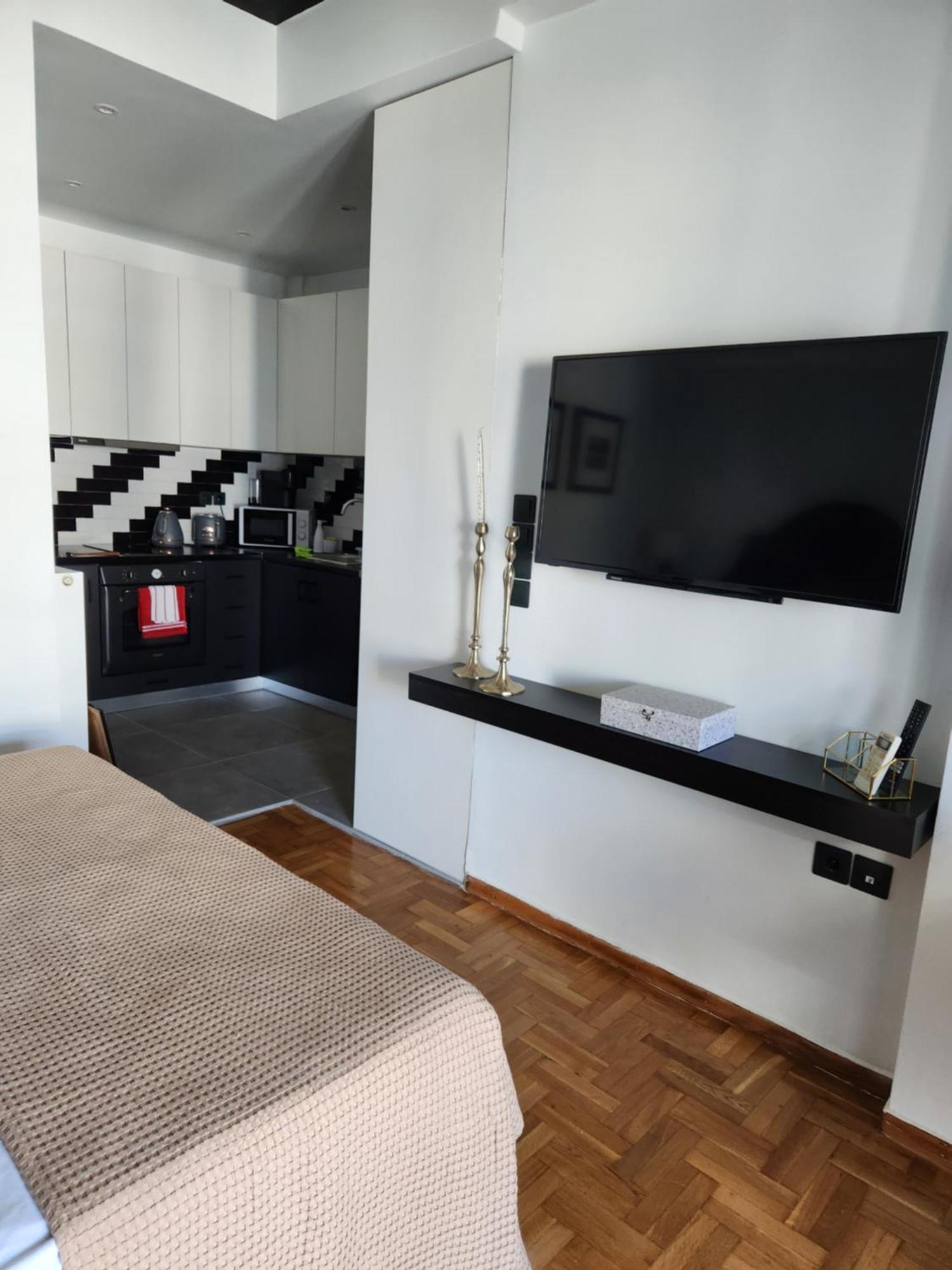 Appartement Bachelor Penthouse With Roof Garden Access, 15 M Walk To Acropolis *