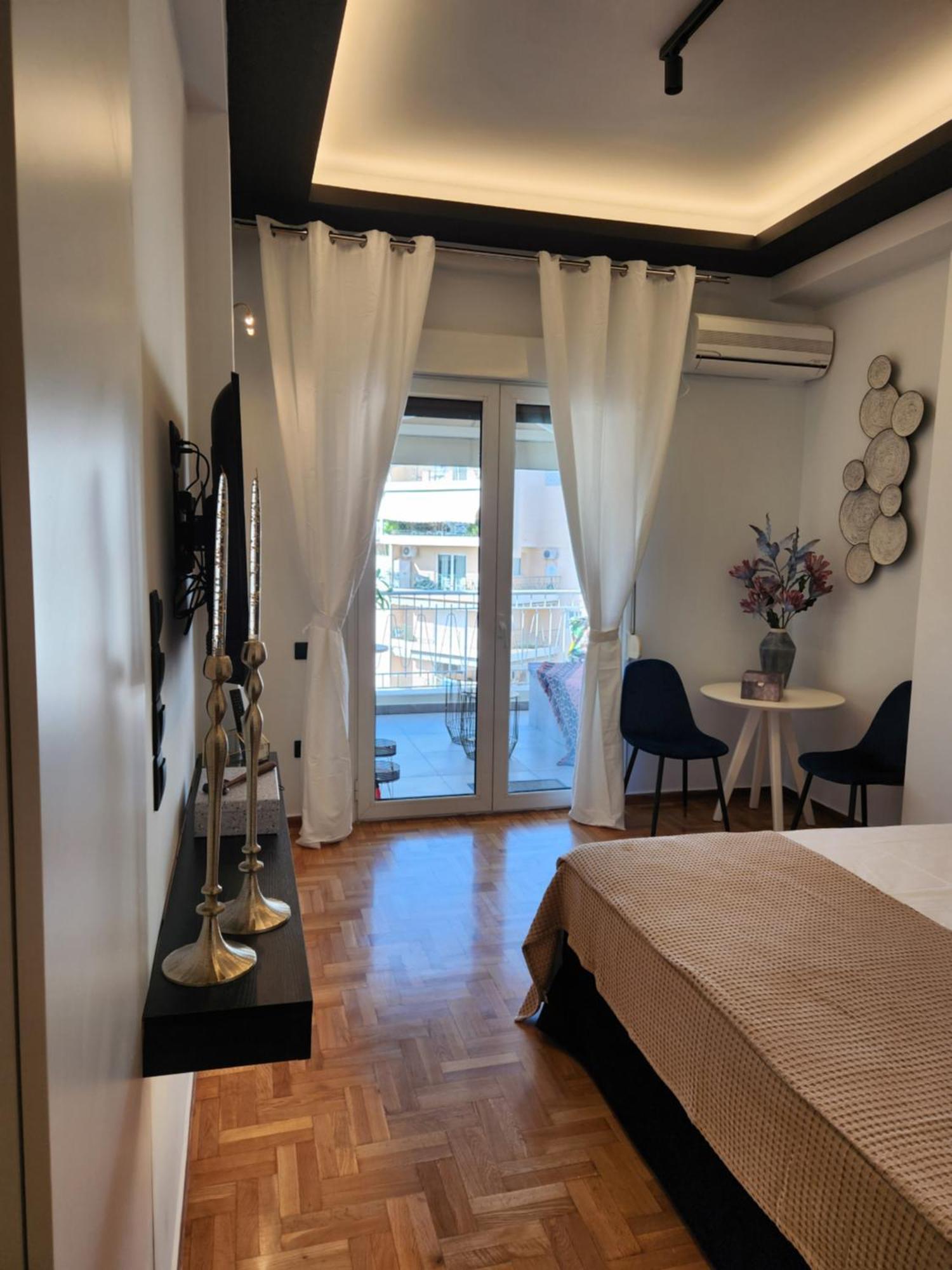 Appartement Bachelor Penthouse With Roof Garden Access, 15 M Walk To Acropolis *