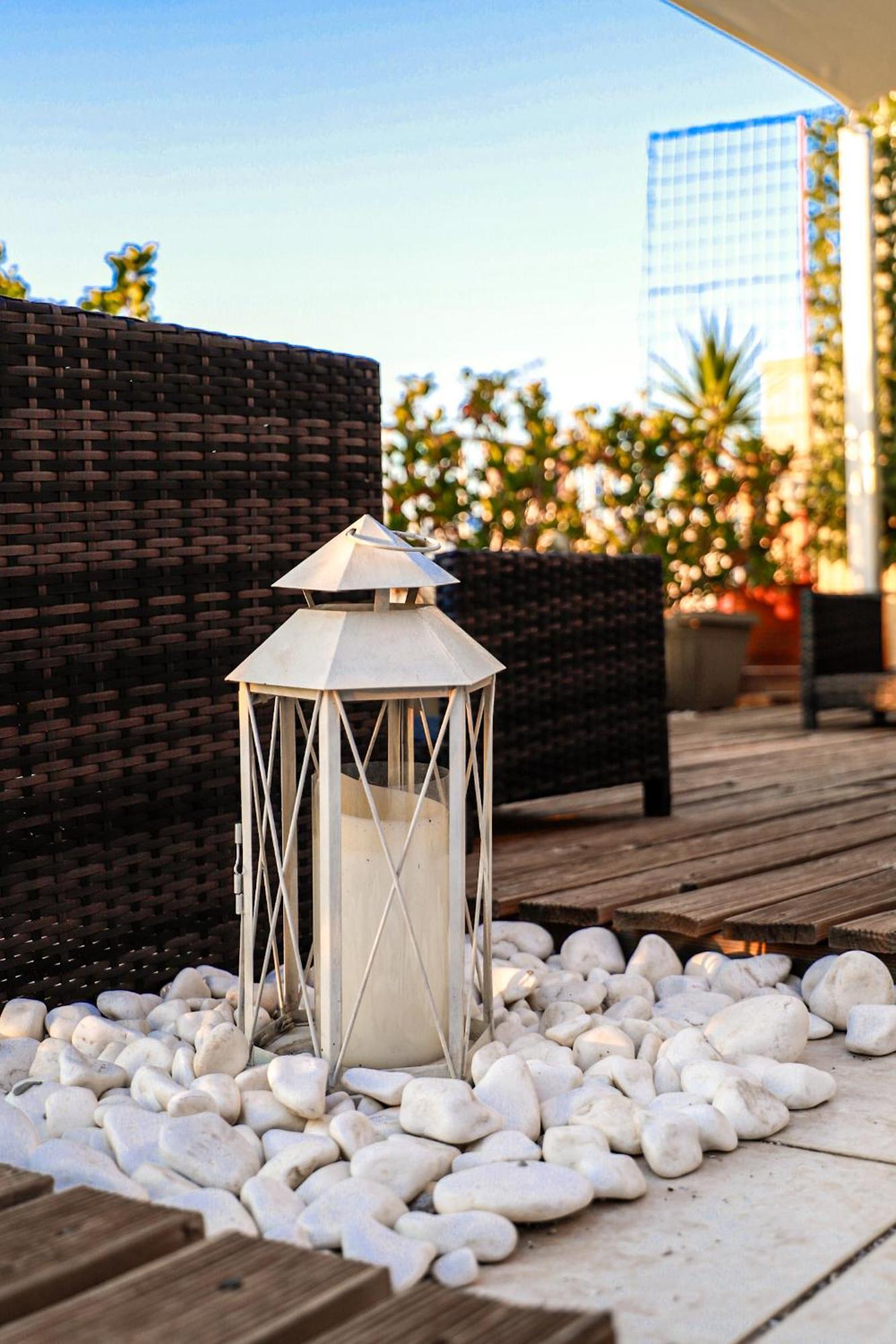 Bachelor Penthouse With Roof Garden Access, 15 M Walk To Acropolis Athènes